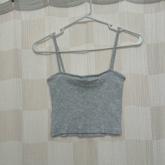Brandy Melville Spaghetti Strap Cropped Tank - Picture 1 of 3